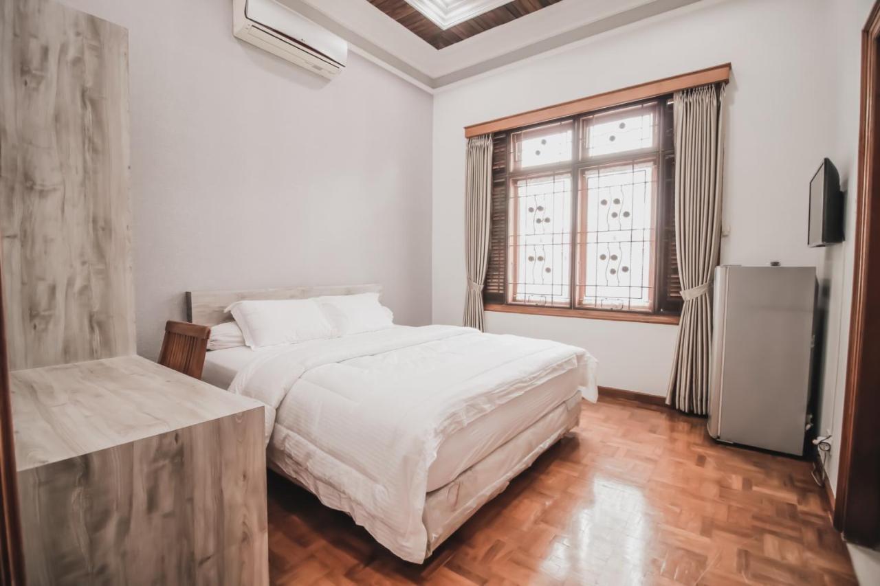 Stay Inn Pasteur Bandung, Husein Sastranegara Airport ภายนอก รูปภาพ