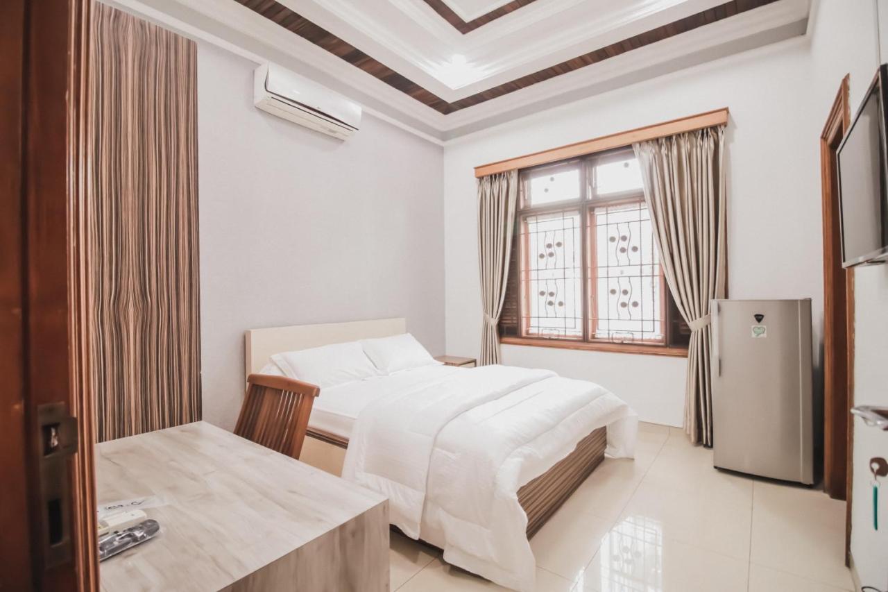 Stay Inn Pasteur Bandung, Husein Sastranegara Airport ภายนอก รูปภาพ
